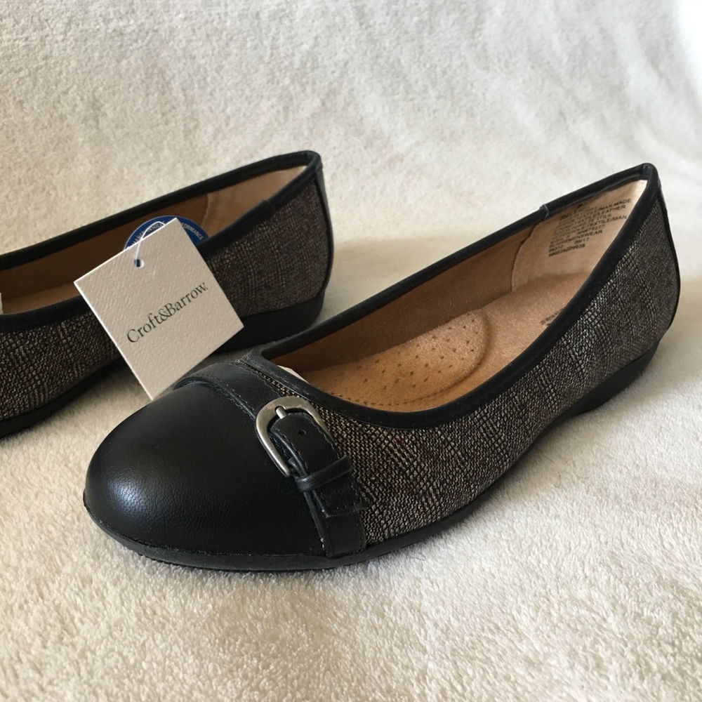Croft and Barrow Ortholite Flats NWT